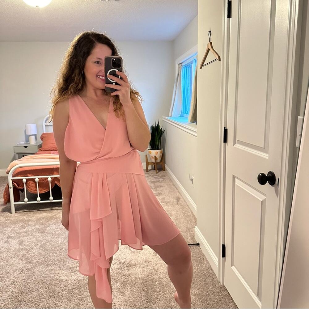 NWT Lovers and Friends Pink Asymmetric Mini Dress Medium - Picture 4 of 12